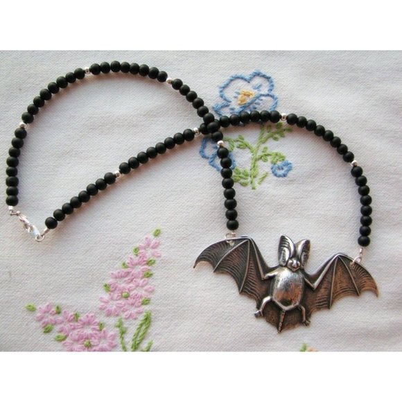 My Friend the Bat - Handmade Necklace - Picture 3 of 4